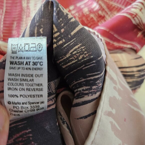 Marks & Spencer Tunic Blouse silk like fabric Size UK 10 - Picture 8 of 8